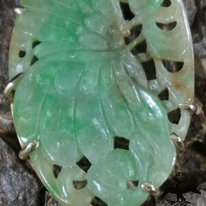 14k Yellow Gold Hand-Carved Green Jade Delicate Floral Pendant